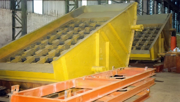 Horizontal coal cleaning screens of 2,000 × 7,000 mm, 2,000 t/h